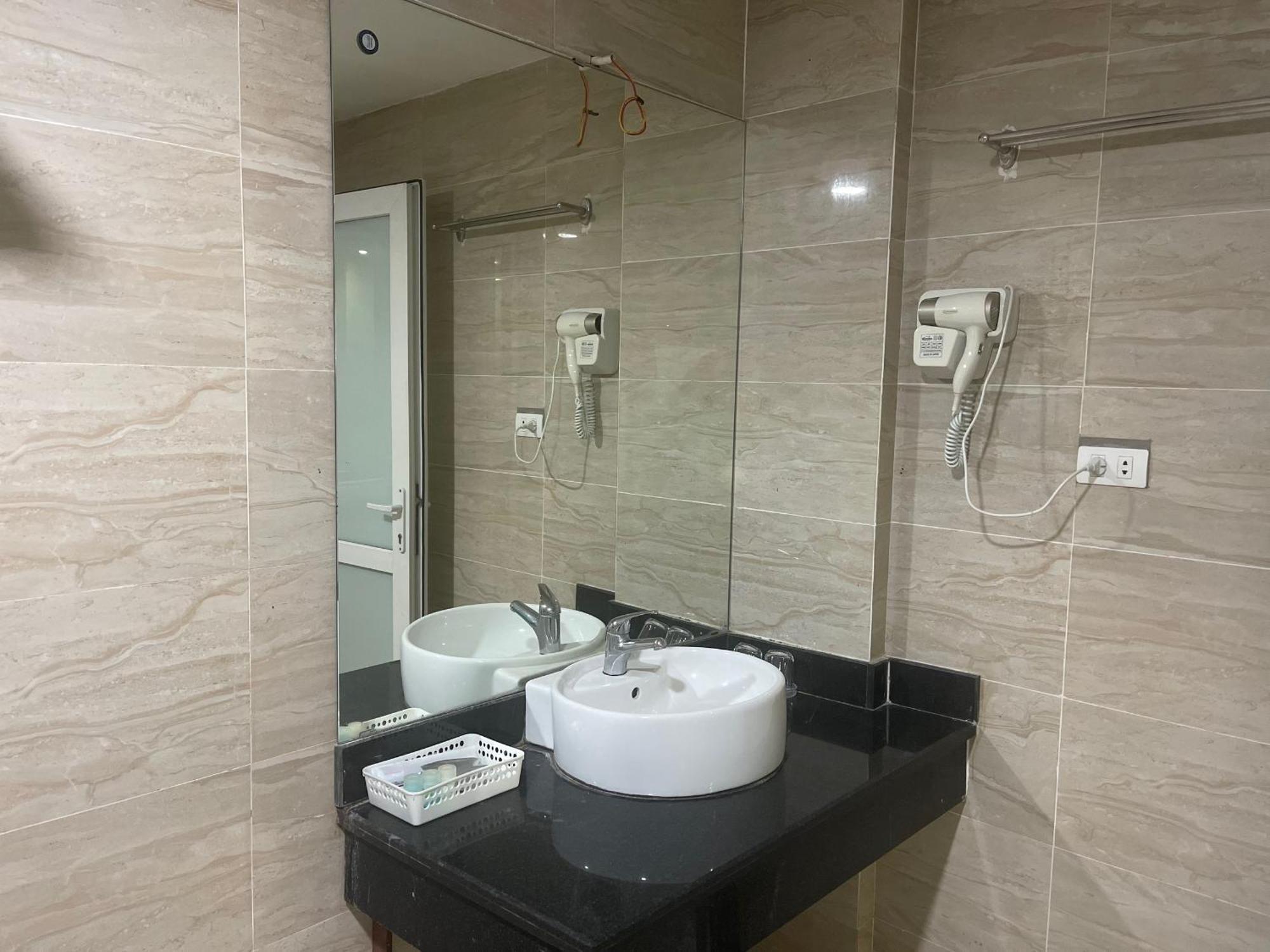 New Amely Hotel Hanoi Eksteriør bilde